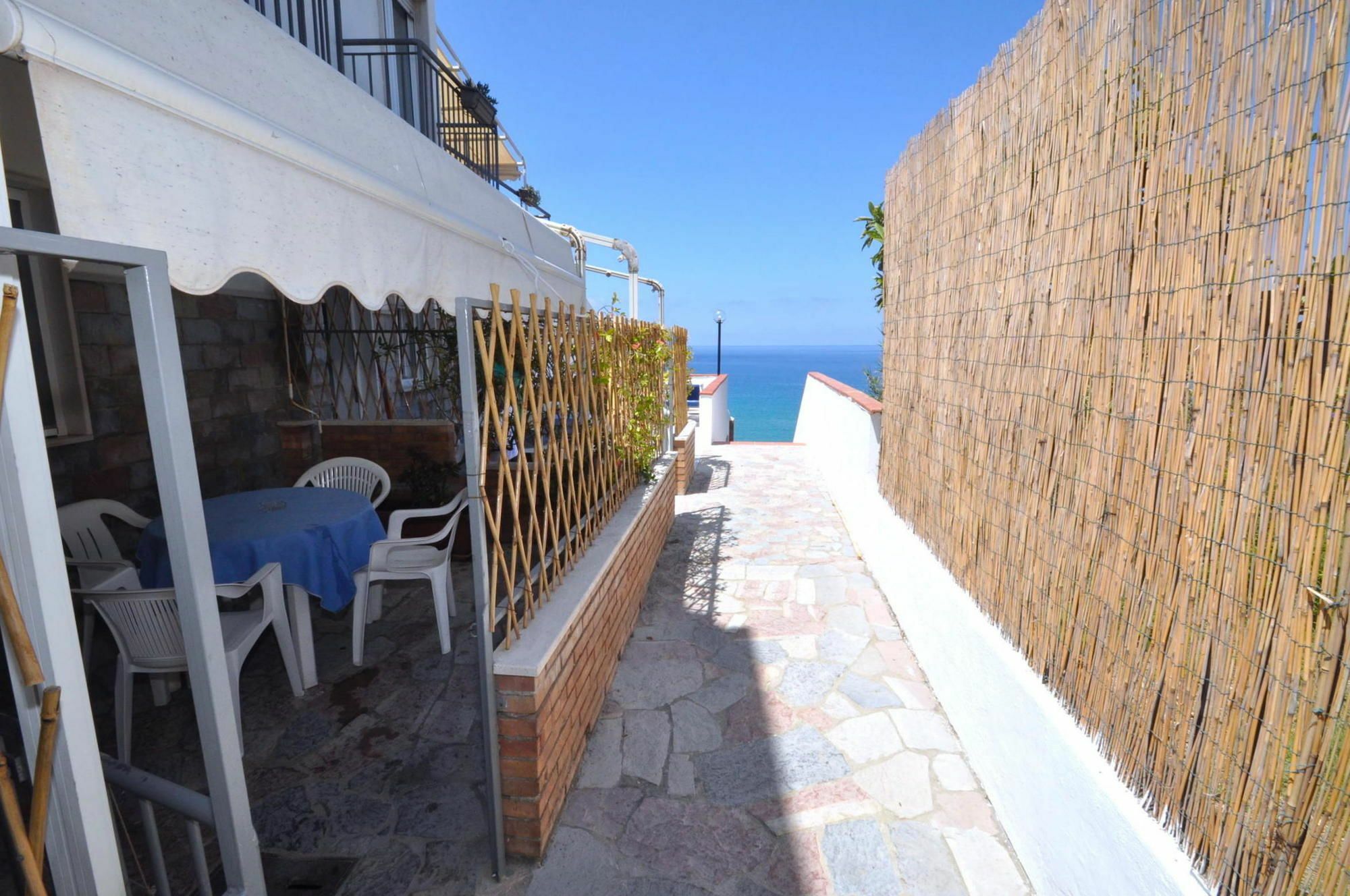 B&B Residence Eco Del Mare Palinuro Bagian luar foto